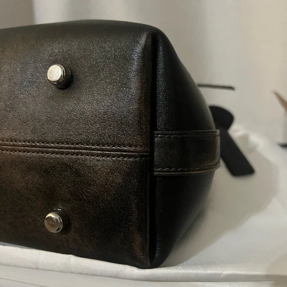 Coach Empire 28 Loved Leather - Picture 8 of 12